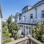 Strandstrasse 16 30 Kuehlungsborn