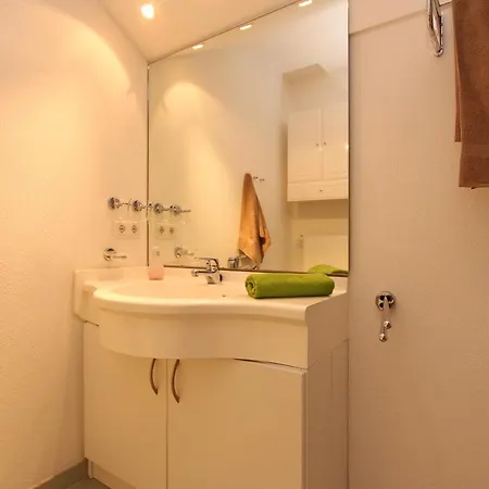 Strandstrasse 16 30 * Ostseebad Kühlungsborn