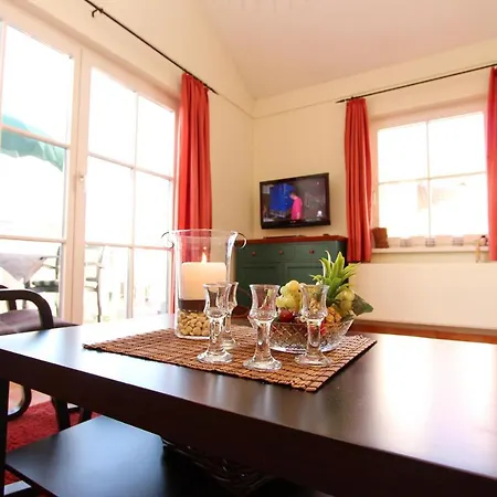 Strandstrasse 16 30 Apartment Kuehlungsborn