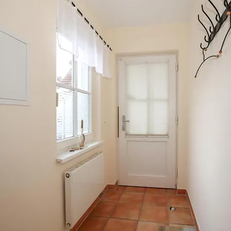 Strandstrasse 16 30 Apartment Kuehlungsborn